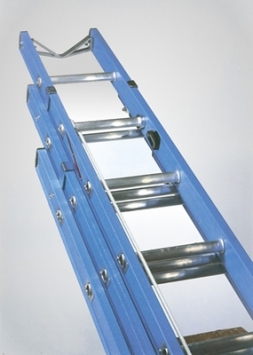 TRIPLE 2.5m CLASS 1  BT GLASSFIBRE  LADDER