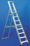 12 TREAD MEDIUM DUTY CLASS 1 PLATFORM STEP