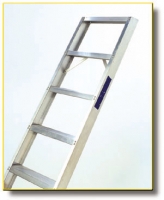 14 TREAD ALUMINIUM SHELF LADDER
